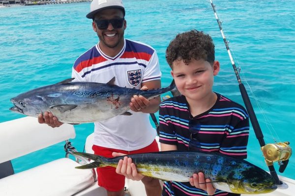 pesca-barata-cancun-robalo-bonito-pez-1024x1024